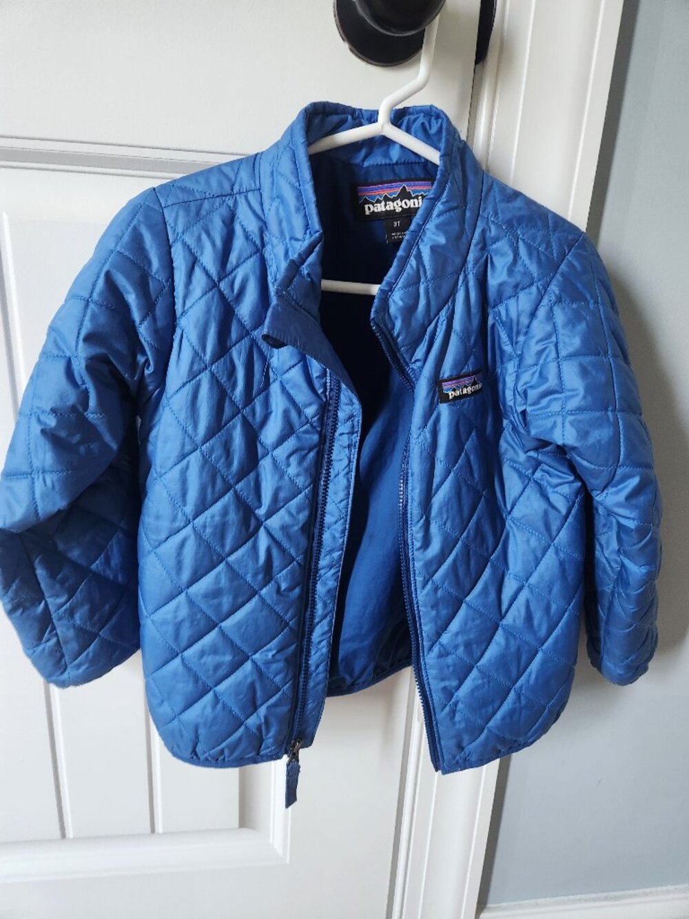 Boys 3T patagonia
